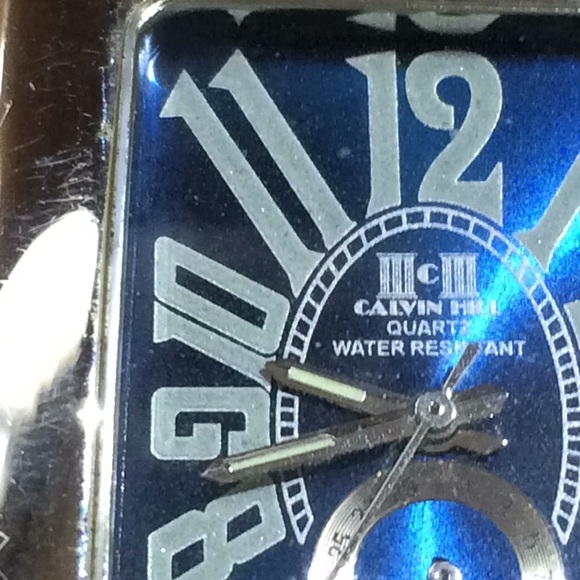 Calvin Hill Quartz Watch - Picture 6 of 7